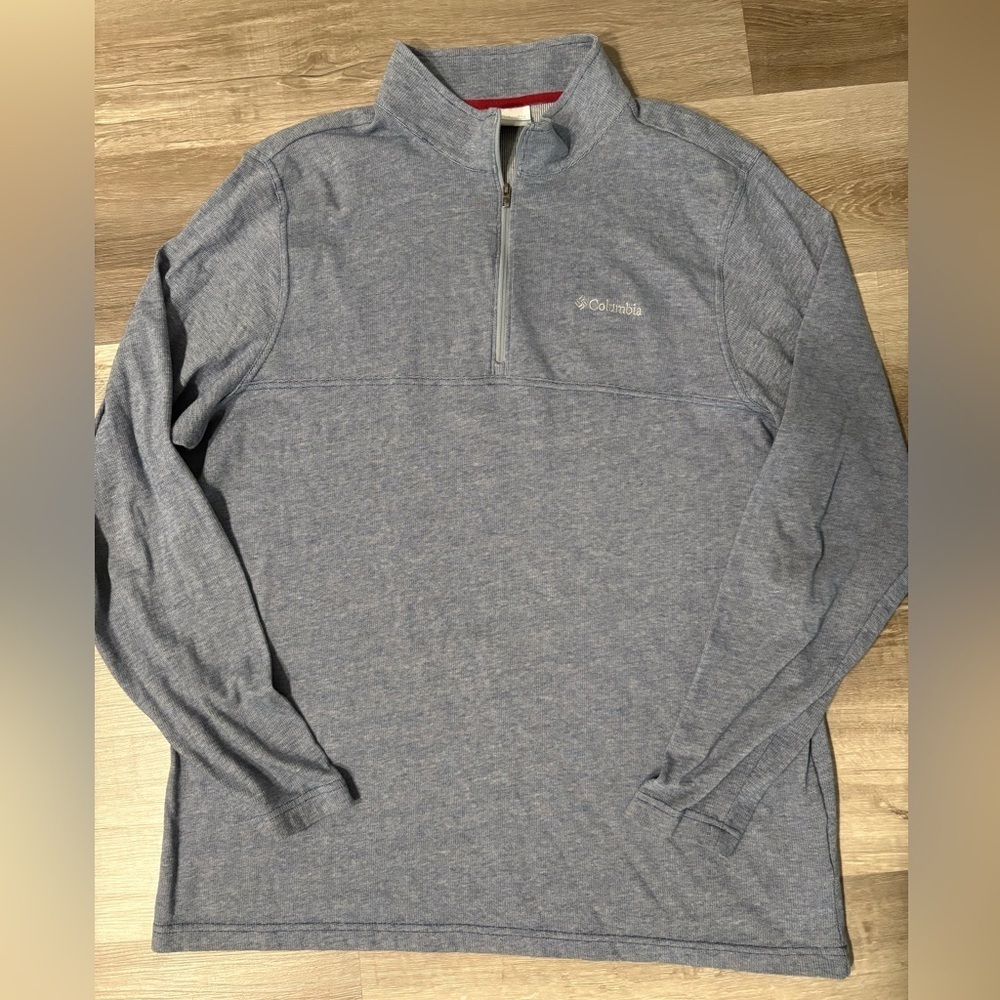 Columbia Mens Blue Pullover. Size XL
